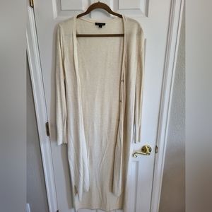 H. By Halston, Small, Cream